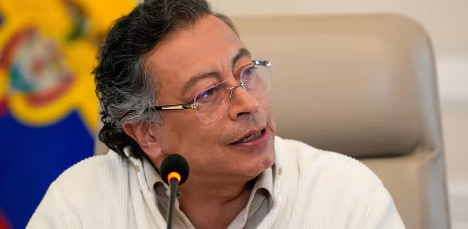 Con el presidente como operador político, el Pacto Histórico busca salvavidas para la consulta del 26 de octubre