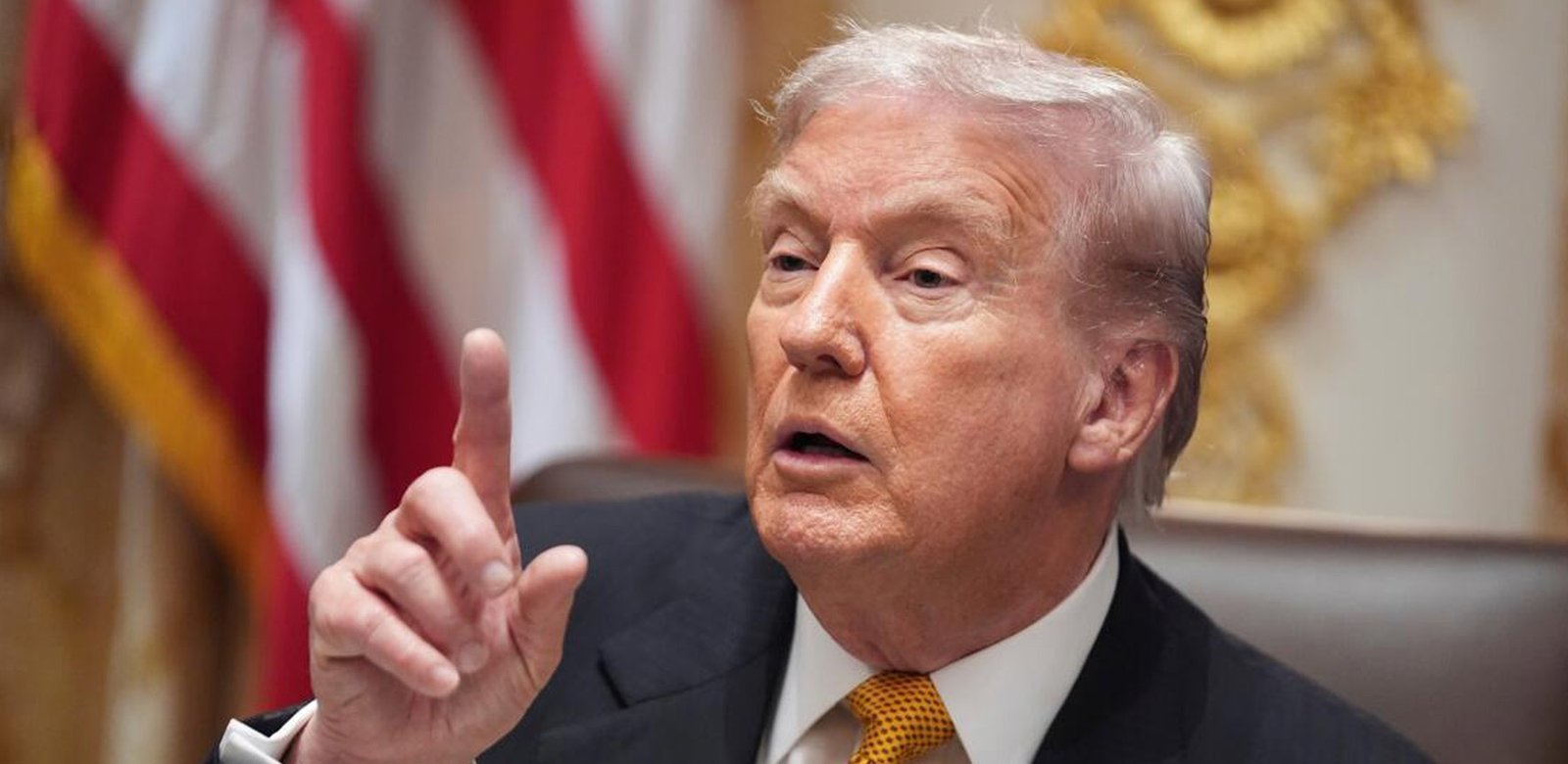 Los intereses de Trump porque el próximo presidente de Colombia sea un arrodillado