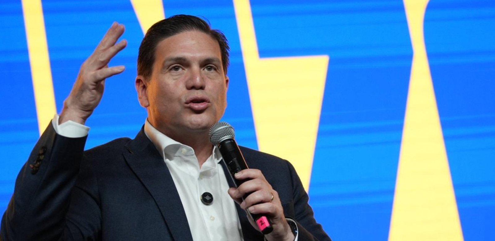 Con Pinzón, la oposición de derechas quiere moverse al centro y reafirmar un nuevo “pacto de élites”