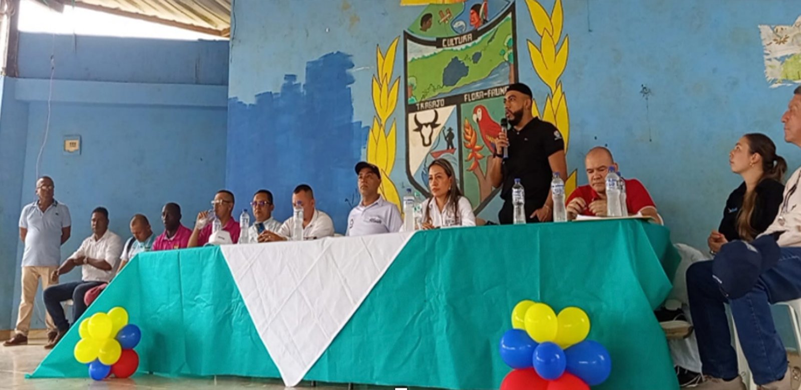 El sol besa al putumayo mientras yaku toca puerto: la primera lancha solar fotovoltaica llega a gallinazo