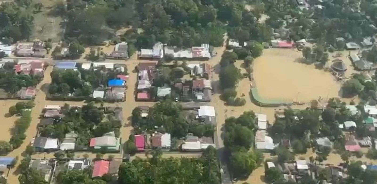 Córdoba está ahogada: 14 personas muertas, 9.000 viviendas destruidas