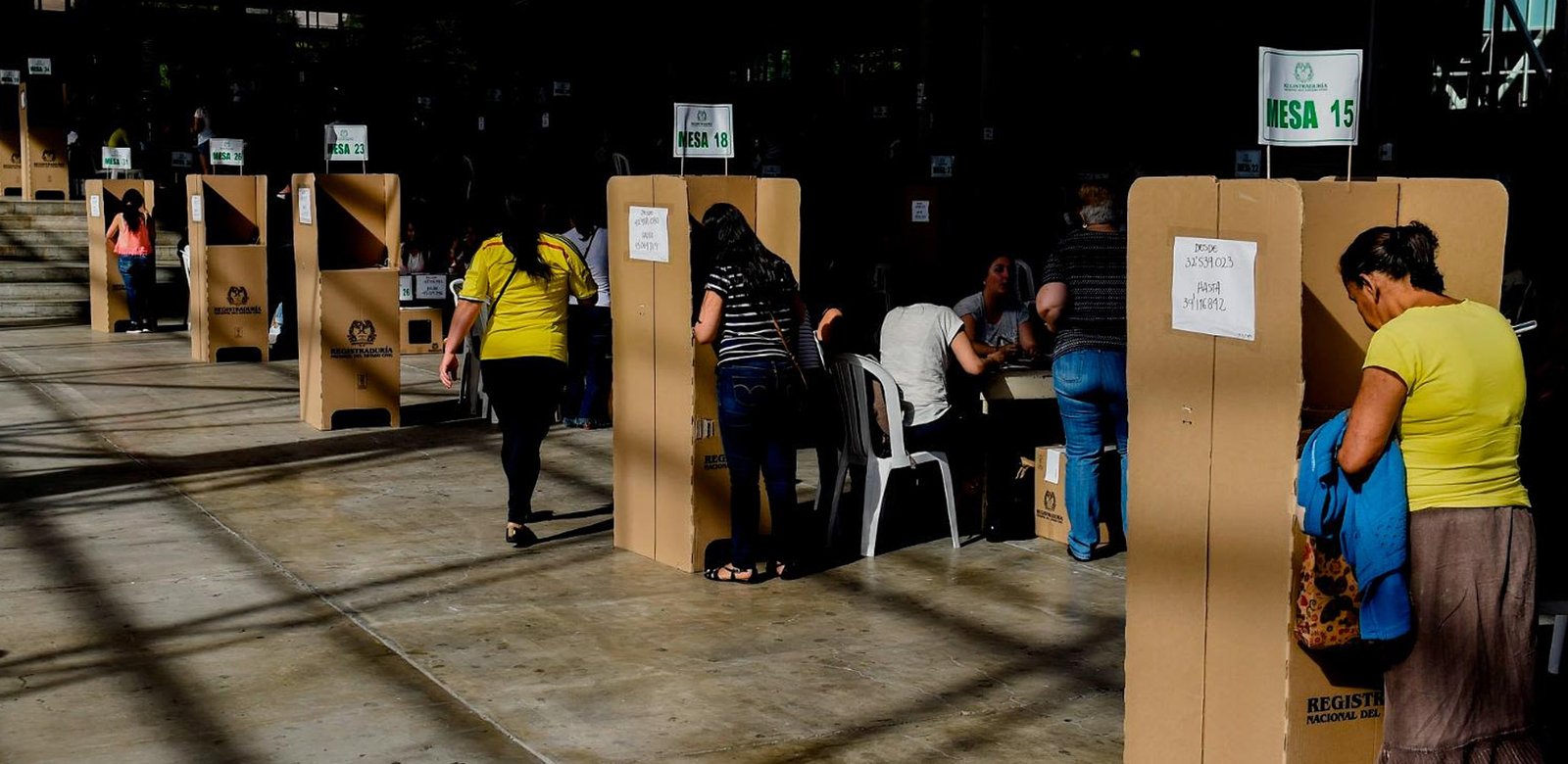 La Bitácora Electoral de PARES: a 48 horas de la primera vuelta, se dinamitaron los puentes de las derechas