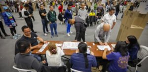 Cuatro mapas para entender la primera vuelta presidencial de Colombia